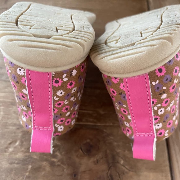 Carter's Pink Floral Baby Walker Shoes - Picture 14 of 14